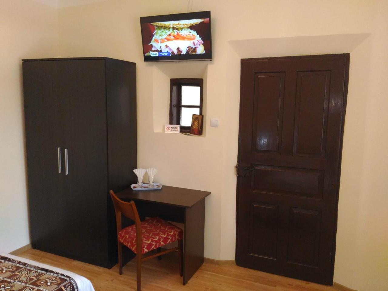 Edelweiss Guesthouse, Glamping And Camping Suhaia Екстериор снимка