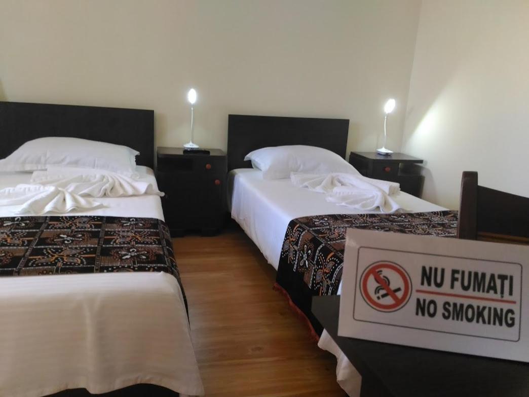 Edelweiss Guesthouse, Glamping And Camping Suhaia Екстериор снимка